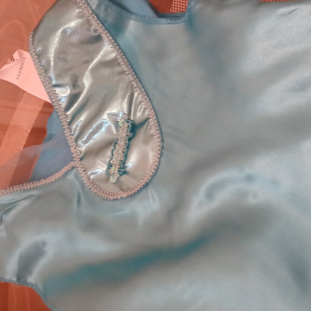 DreamWorks Troll Poppy (Dress Only) - Picture 7 of 7